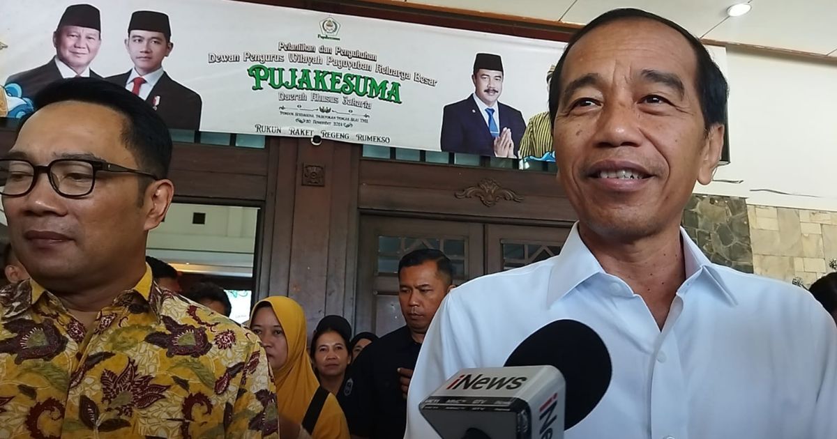 Jokowi Turun Gunung Dukung Ridwan Kamil, PDIP: Mungkin Masih Candu Kekuasaan