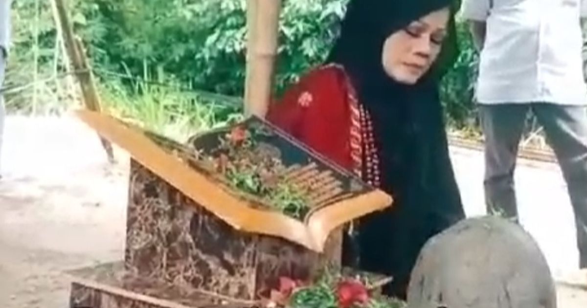 Heboh Penyanyi Minang Syuting Video Klip di Makam Nia Kurnia Sari, Pihak Keluarga Buka Suara