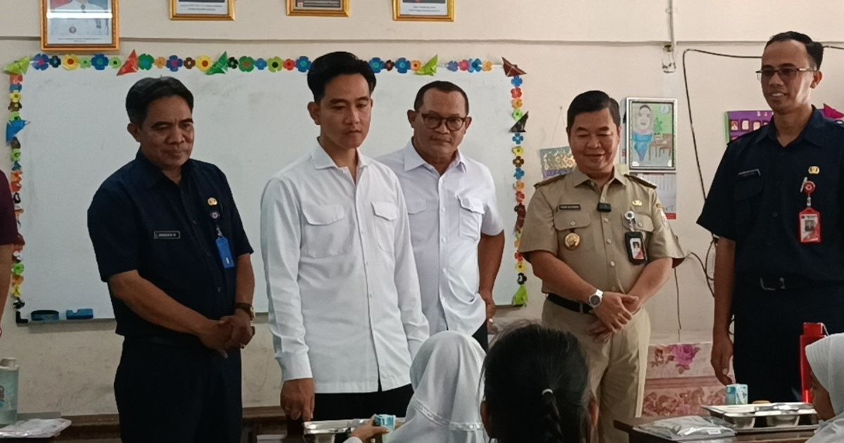 Tegas! Gibran Minta Menteri Pendidikan Hapus Sistem Zonasi