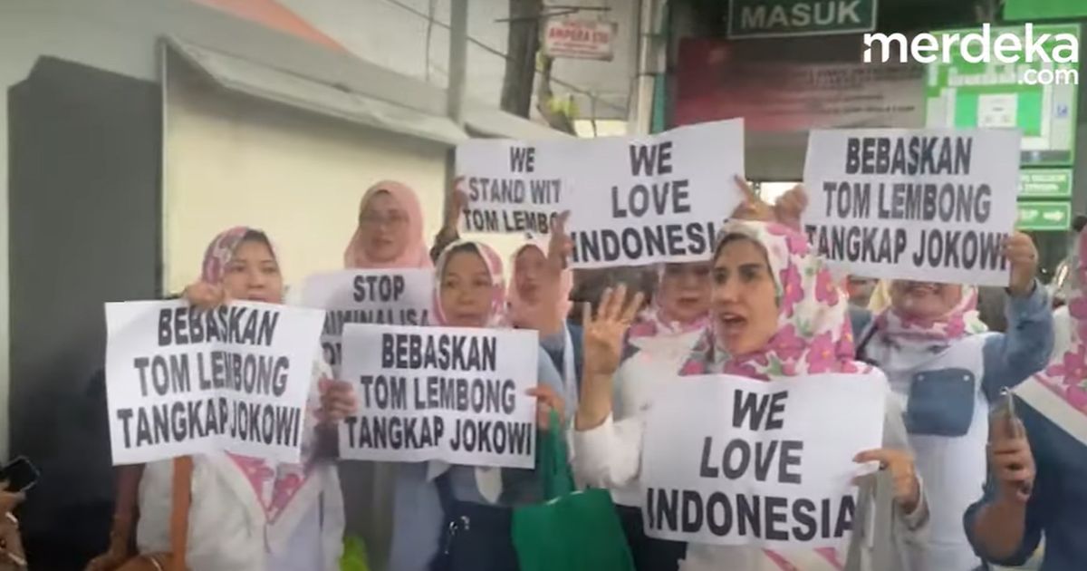 VIDEO: Emosi Meledak Emak-Emak Tom Lembong Kalah Praperadilan, Lantang Minta Keadilan ke Prabowo