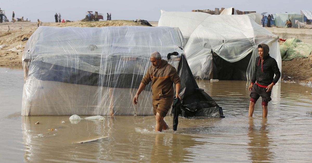 10.000 Tenda Pengungsi di Gaza Hanyut Terbawa Hujan Deras dan Diterbangkan Angin Kencang, Anak-Anak Kelaparan dan Penyakit Merajalela