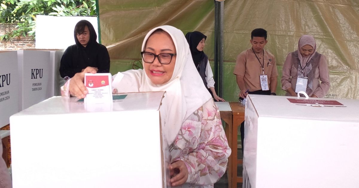 Momen dan Ekpresi Ratu Atut Kembali Nyoblos usai Bebas dari Penjara