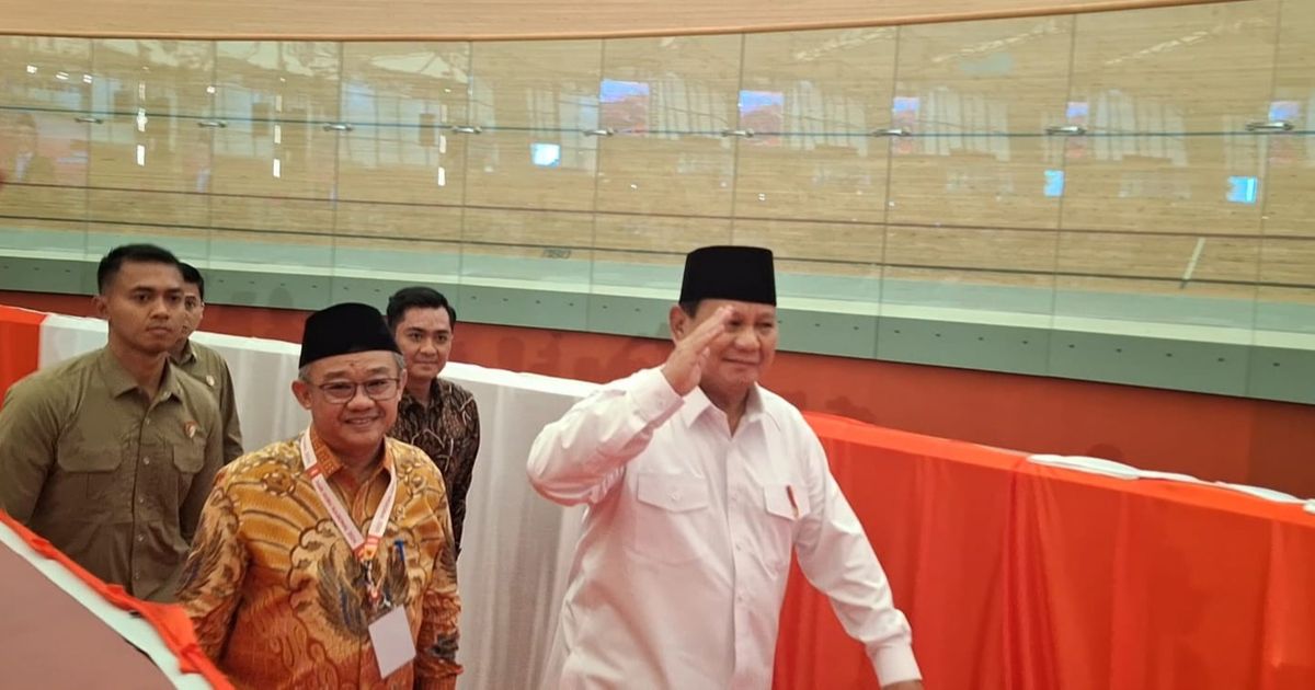 Prabowo Resmi Naikkan Gaji Guru PNS, Guru Honorer Dapat Tunjangan Rp2 Juta Mulai 2025