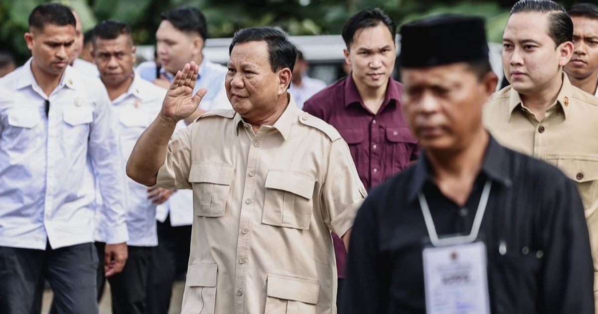 VIDEO: Momen Prabowo Depan Para Guru, Jenderal Tak Kuat Tahan Tangis Sampai Gebrak Podium