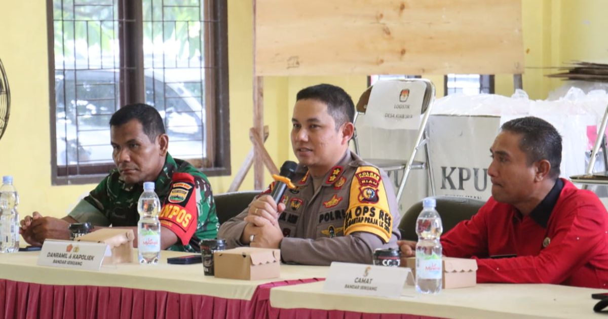 Pastikan Pilkada Pelalawan Aman, Kapolres Kawal Rapat Pleno PPK