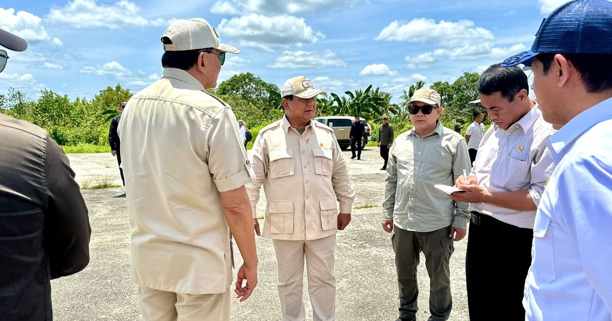 Sambangi Program Cetak Sawah 1 Juta Hektare di Merauke, Prabowo Didampingi Haji Isam