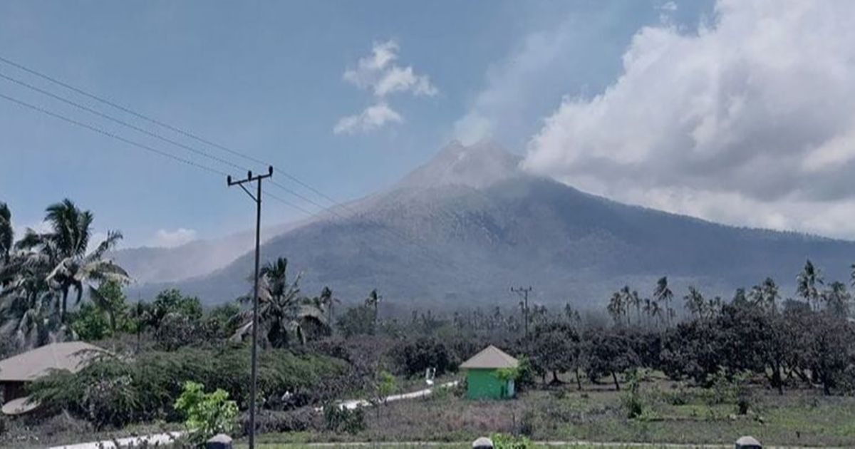 10 Warga Meninggal Dunia, Empat Bandara di Maumere Ditutup Imbas Gunung Lewotobi Meletus