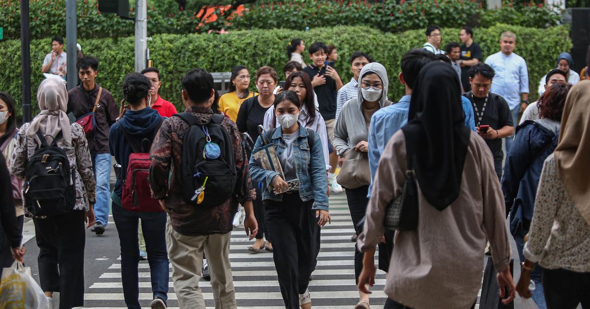 Mendiktisaintek: Lapangan Kerja Indonesia Sangat Minim untuk Lulusan Perguruan Tinggi