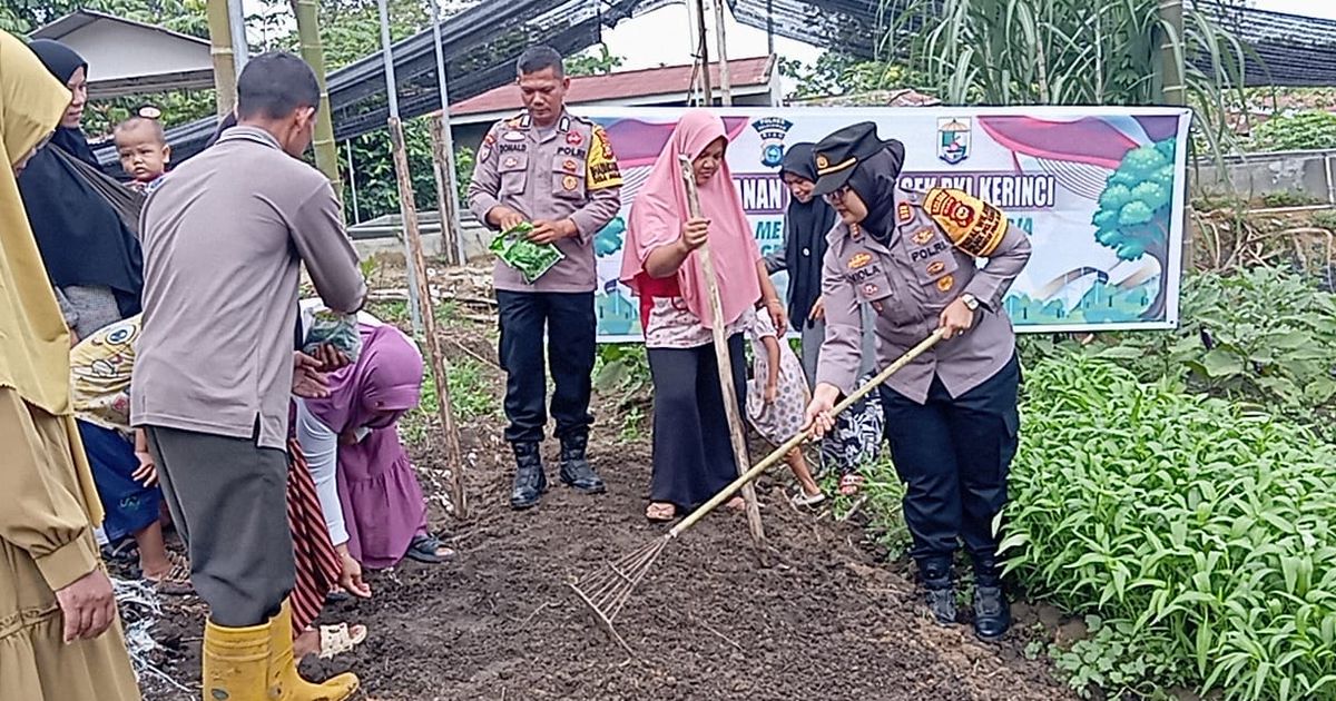 Program Asta Cita, Polisi Tanam Sayur Sambil Ingatkan Warga Hati-Hati Sikapi Isu Sensitif Selama Pilkada