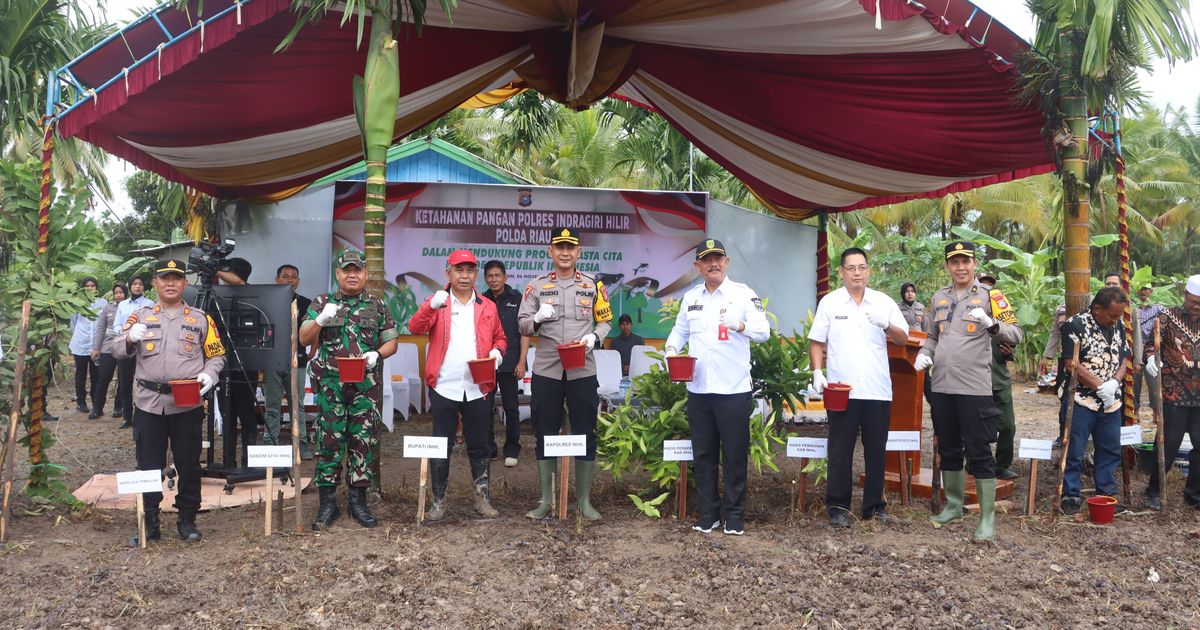 Gandeng Kelompok Tani, Polres Inhil Manfaatkan Lahan untuk Garap Program Nasional