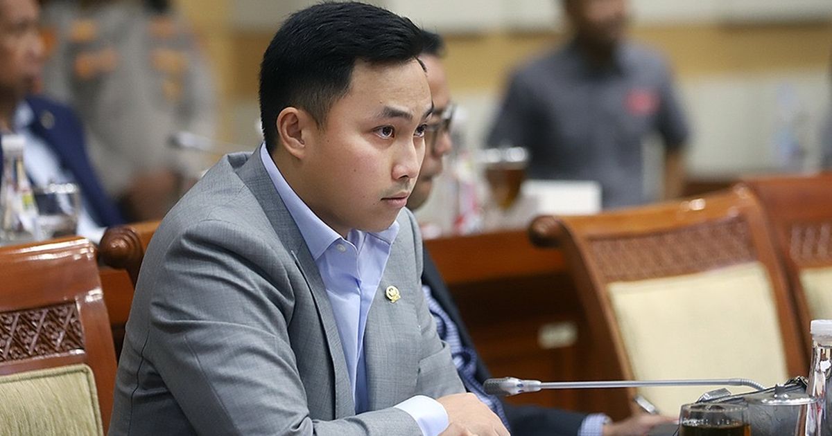 Komisi III DPR Minta Kepala PPATK Pastikan Anak Buahnya Tak Bekingi Judi Online