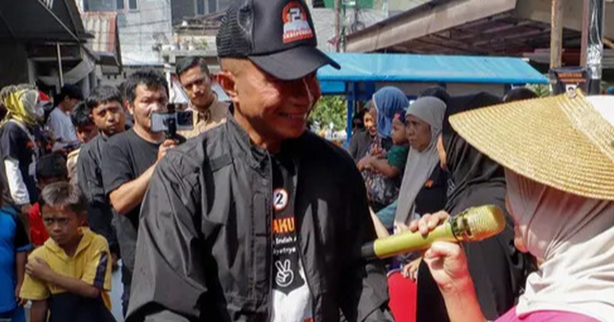 FOTO: Gaya Dharma Pongrekun Blusukan ke Pasar Minggu, Perkenalkan Getuk Tular Adab untuk Atasi Masalah Ekonomi Warga