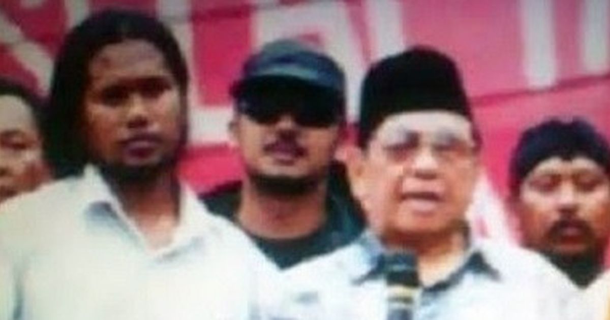 Mengapa Gus Dur Dijuluki Bapak Keberagaman?