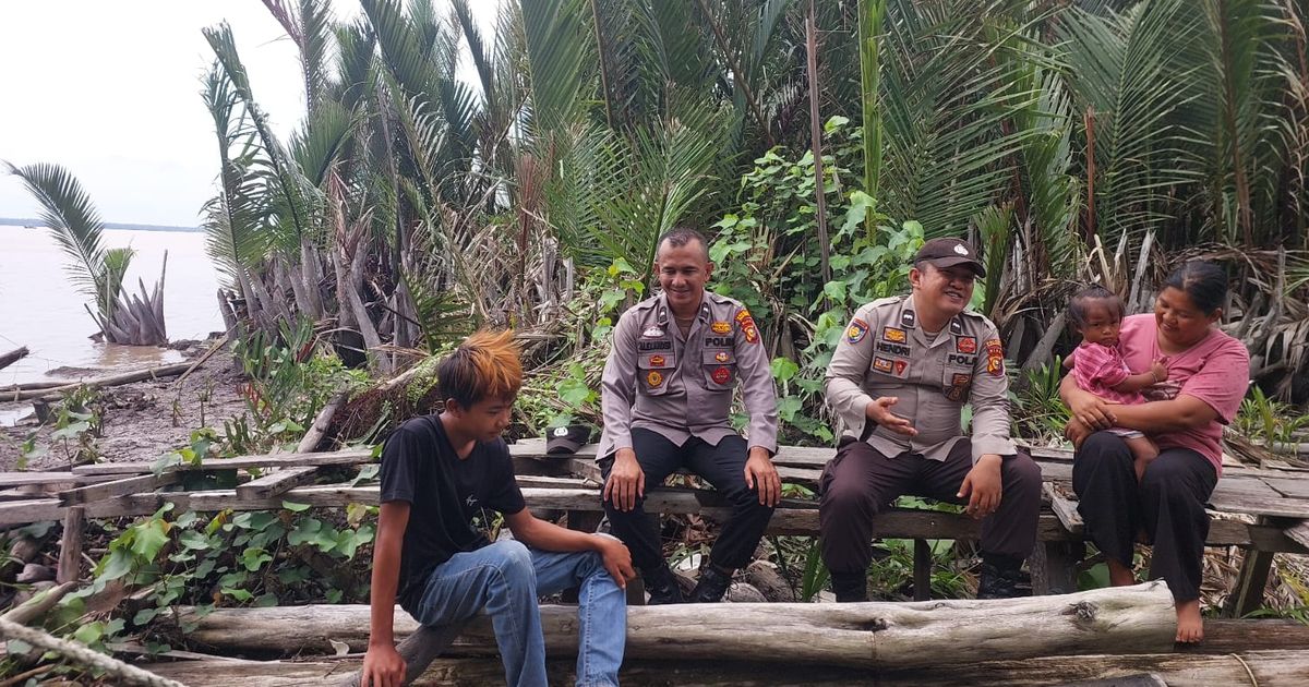 Datangi Pesisir Pelalawan, Polisi Edukasi Nelayan Agar Terhindar dari Perpecahan di Pilkada