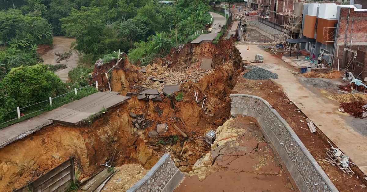 Fakta-Fakta Jalan di Tangerang Longsor 500 Meter, Ternyata Ini Penyebabnya