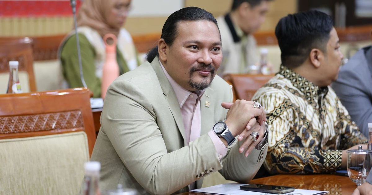 Soroti Penangkapan Gunawan Sadbor, Anggota DPR: Banyak Artis Promosi Judi Online Tapi Kasusnya Tak Jelas