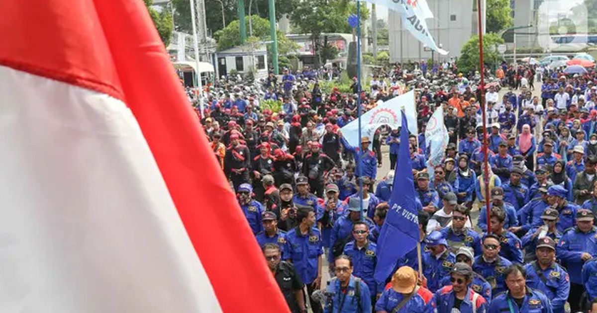 Pengusaha 'Warning' Pemerintah Bakal Ada PHK Masal Gara-Gara UMP