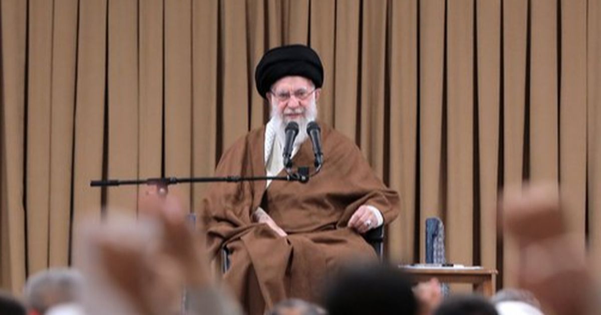 Ali Khamenei Sebut Kejatuhan Suriah Direncanakan Tiga Negara Ini
