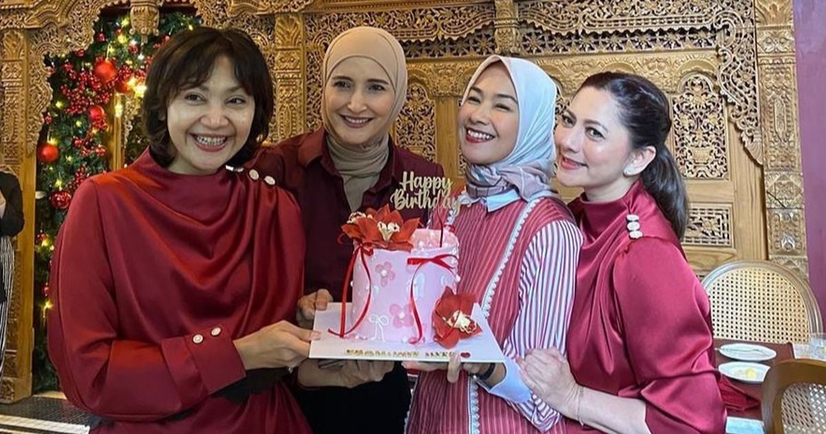 Potret Deretan Artis Senior Kumpul Rayakan Ultah Inneke Koesherrawati, Cut Keke, dan Alya Rohali, Cantik-cantik Semua!