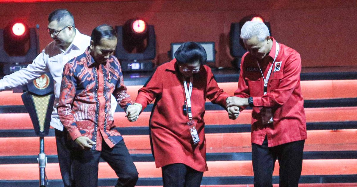 FOTO: Resmi Dipecat PDIP, Begini Potret Kenangan Mesra Jokowi dan Megawati yang Terekam Kamera