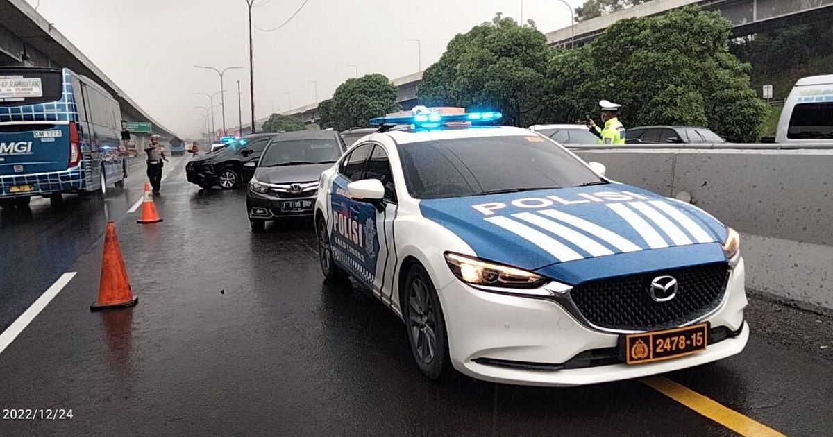 Polri Terapkan Contraflow Saat Libur Natal dan Tahun Baru