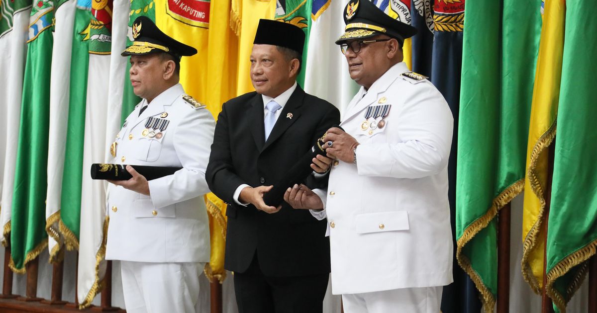 Mendagri Lantik Penjabat Gubernur Banten dan Papua Barat Daya