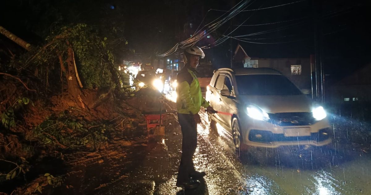 Jalur Garut-Tasik Tertutup Longsor, Polisi Berlakukan Sistem Buka Tutup