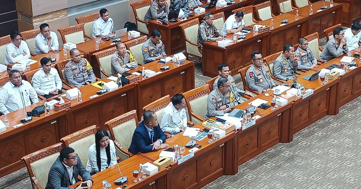 Blak-blakan Korban Penganiayaan George Curhat Depan Anggota DPR, Dihina Miskin & Dilempar Loyang