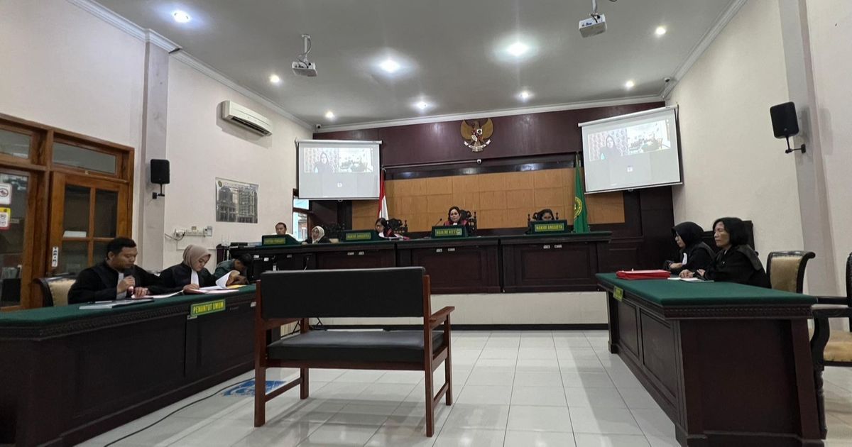 Polwan Bakar Suami di Mojokerto Dituntut 4 Tahun Penjara