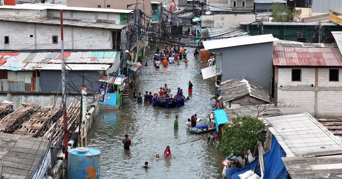 Penurunan Tanah Disebut Jadi Penyebab Banjir Rob, Warga Diimbau Pakai Air PAM