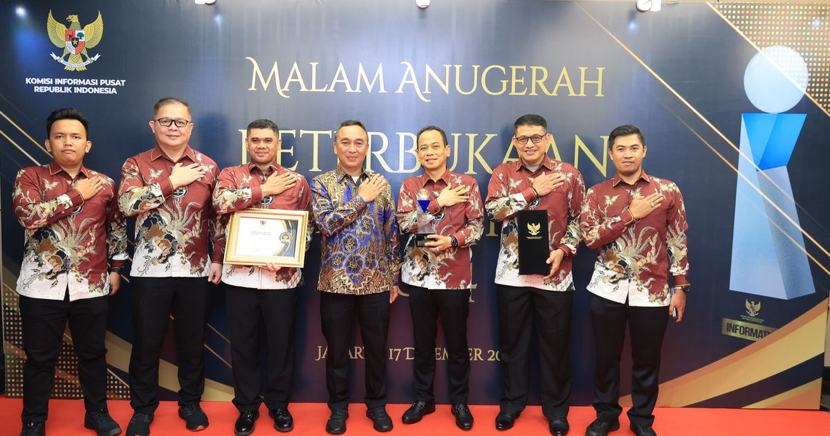 Polri Raih Predikat Informatif Dalam Penganugerahan Keterbukaan Informasi Publik 2024