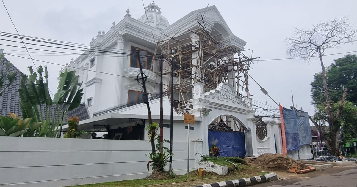 Mewah Bak Istana, Begini Penampakan Rumah Ayah Lady Aurelia yang Tak Masuk LHKPN