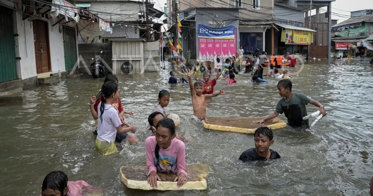 Ketahui 5 Jenis Penyakit akibat Banjir yang Perlu Diwaspadai, Ini Kata Mantan Direktur WHO