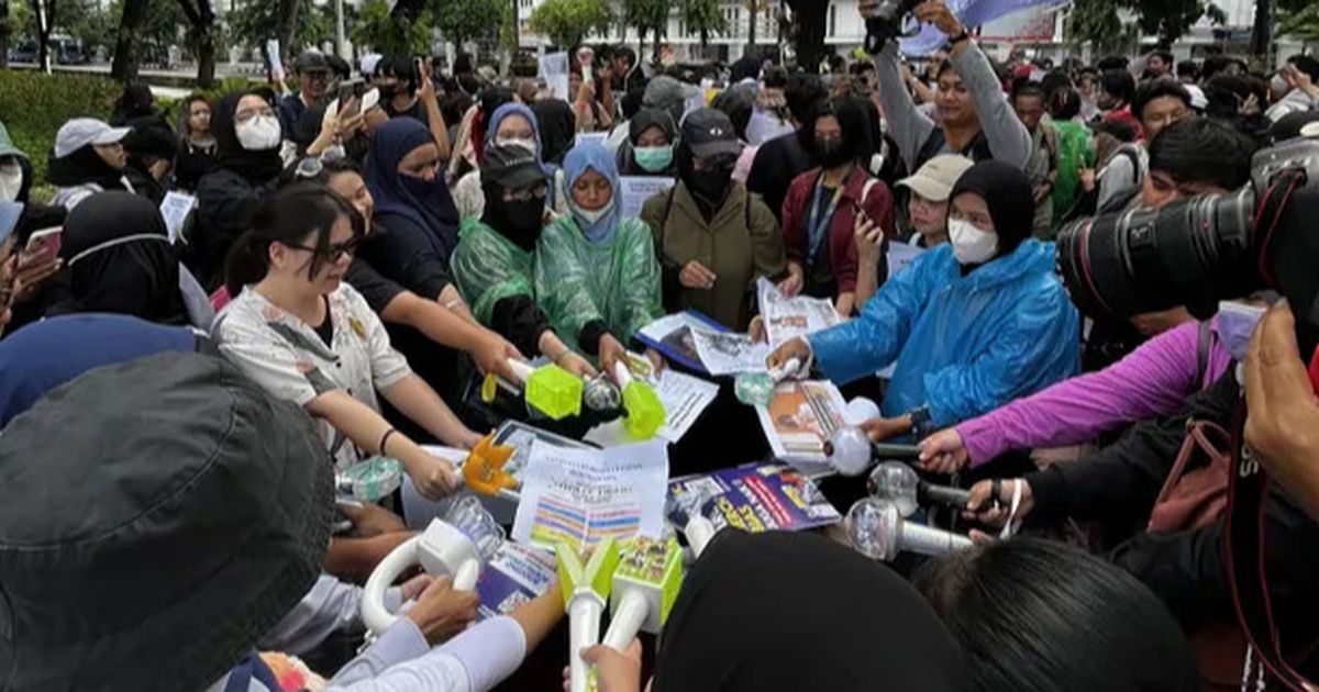 Demo Bareng Relawan Anies, K-Popers Protes Tolak Kenaikan PPN 12% Karena Tiket Konser jadi Mahal