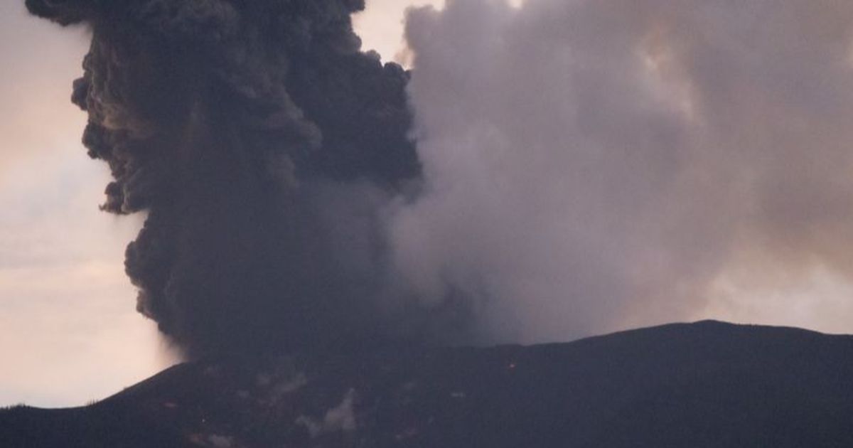 Penjelasan Lengkap Badan Geologi Soal Gas beracun di Gunung Marapi