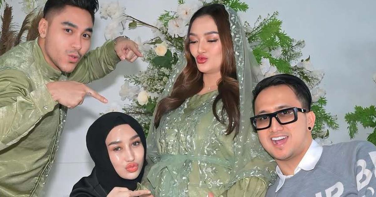 Potret Pengusaha Tajir Reza Gladys Hadiri Syukuran 4 Bulan Kehamilan Siti Badriah, Beri Dukungan Untuk Adik Ipar