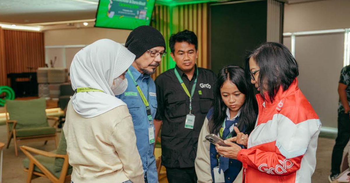 Grab Salurkan 1 Juta Dolar untuk Lebih dari 33.000 Pelaku Sektor Transportasi dan Pelaku UMKM