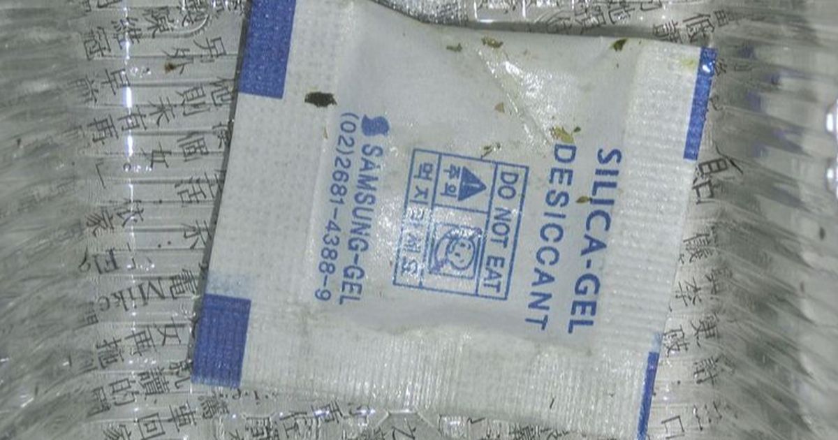 Mengapa Banyak Produk Makanan yang Dikemas Bersama Silica Gel? Apa Dampaknya Jika Tak Sengaja Termakan?