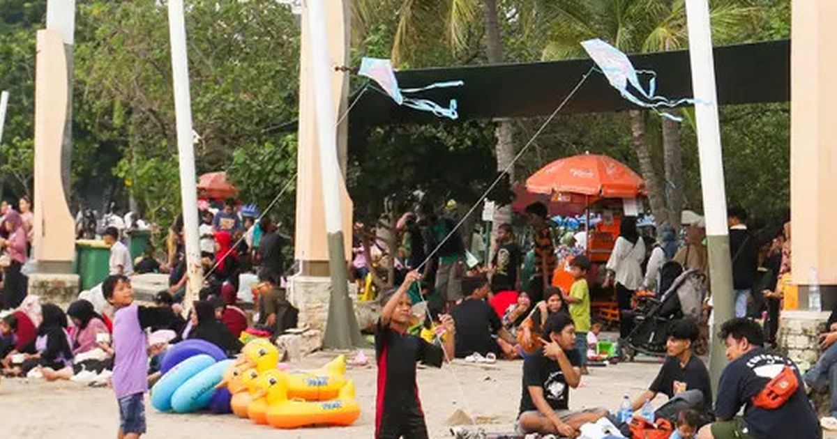 Banyak Pertunjukan di Libur Natal dan Tahun Baru, Ancol Dipadati 26 Ribu Orang Hari Ini