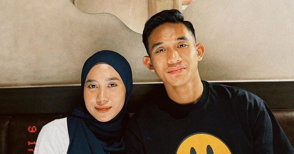 Romantis Terus, 7 Potret Mesra Rizky Ridho dan Sendy Aulia yang Sudah Resmi Lamaran Usai Pacaran 8 Tahun