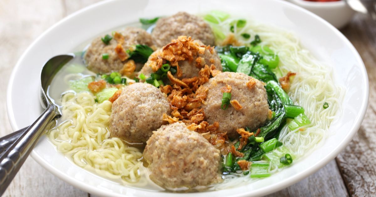 4 Tips Membuat Bakso Sapi yang Enak dan Teksturnya Pas, Cobain Sendiri di Rumah!