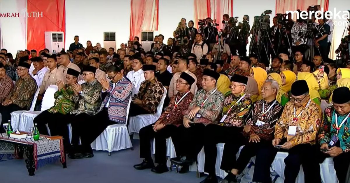 VIDEO: Ekspresi Teddy Kena Tegur Prabowo Gara-Gara ini: Menghadap Saya Habis ini!