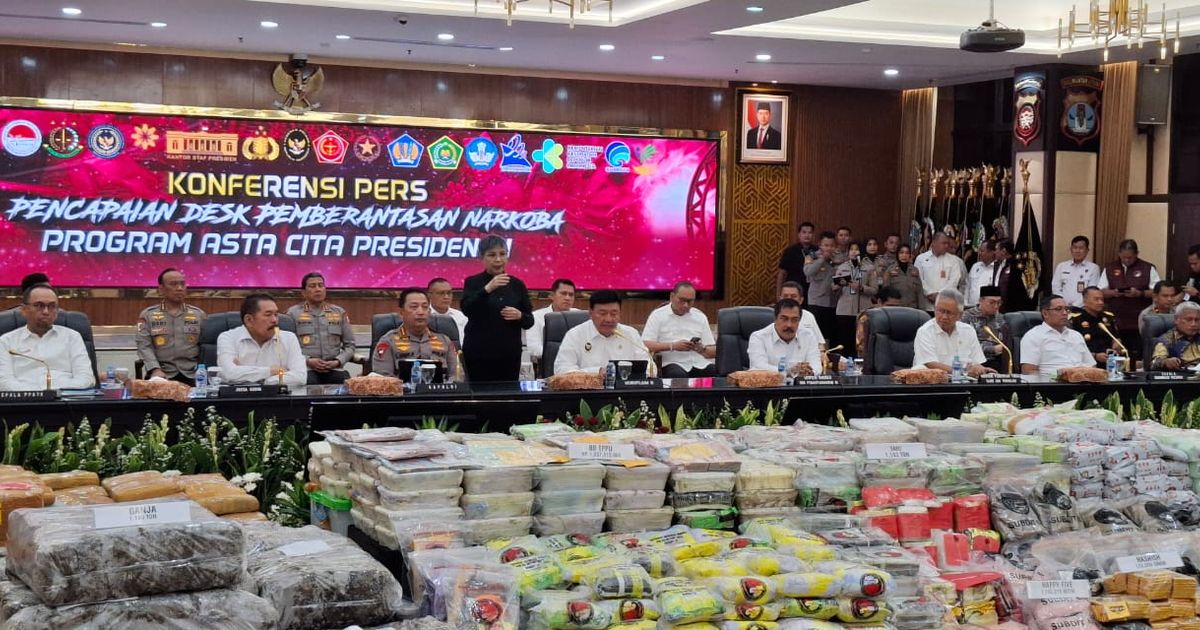 Penampakan Barang Bukti Narkoba Berton-ton Hasil Pengungkapan Polri Dipamerkan di Depan Para Menteri