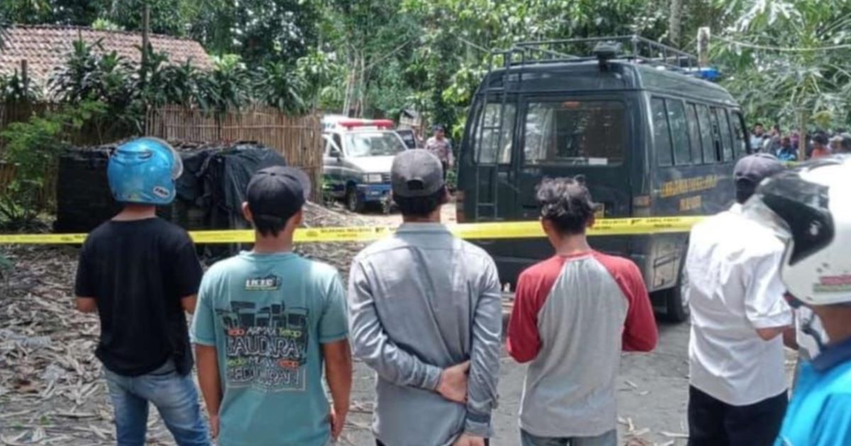 Keluarga Guru di Lereng Gunung Kelud Tewas Dibunuh, Anak Kritis dan Mobil Hilang