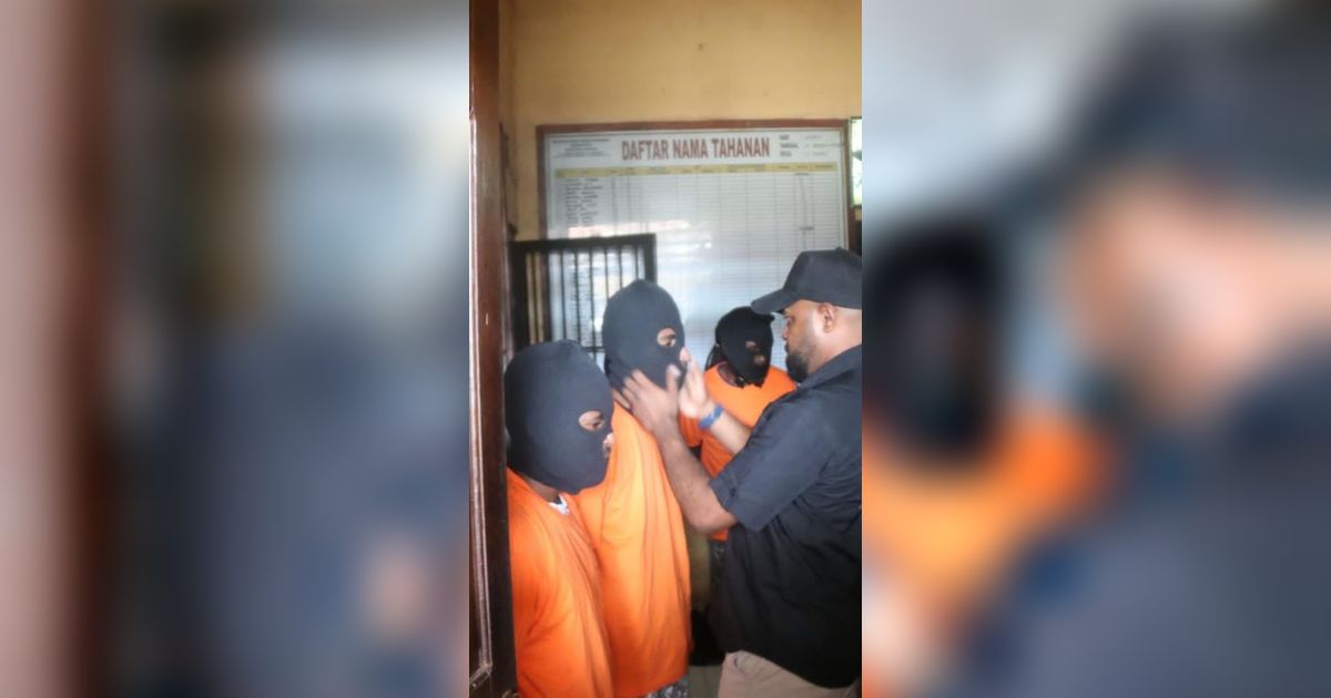 Polisi Kembangkan Kasus Pembakaran Pemukiman saat Iring-iringan Jenazah Lukas Enembe