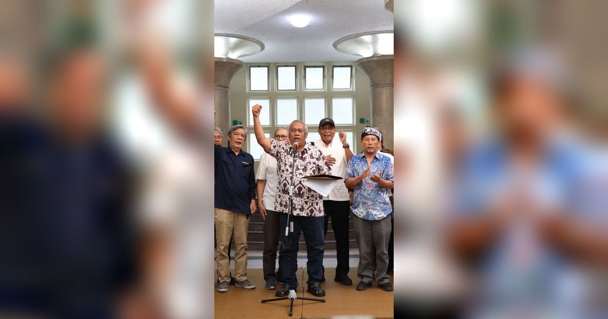 VIDEO: Barisan Guru Besar UGM Kritik Jokowi Pakai Petisi Bulaksumur: Menyimpang dari Dekokrasi!