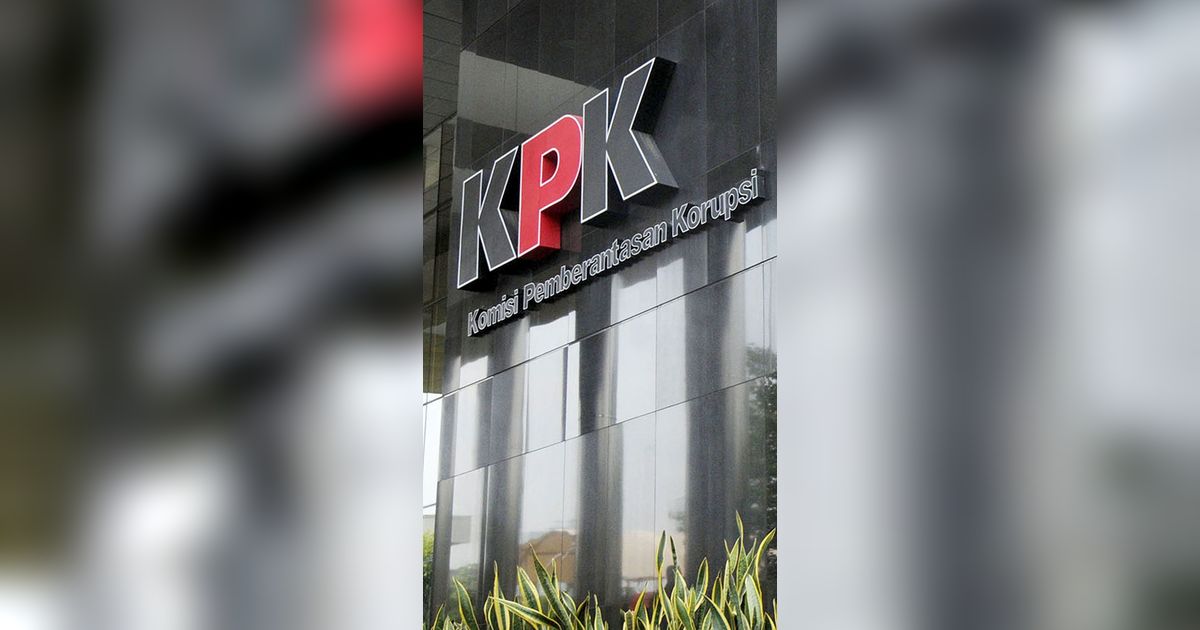 KPK Periksa Lima Pejabat Pemkot Semarang di Kantor BPKP