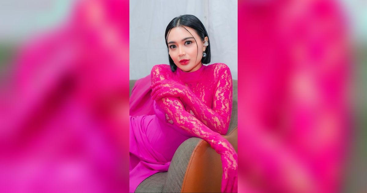 Happy Asmara sampai Kepo Lihat Ketiak Wika Salim Mulus Bak Perosotan