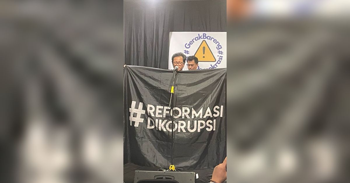 Aksi Relawan Anies dan Ganjar Gelar Stand Up Comedy Gandeng Aktivis Bertajuk 'Jaga Demokrasi'