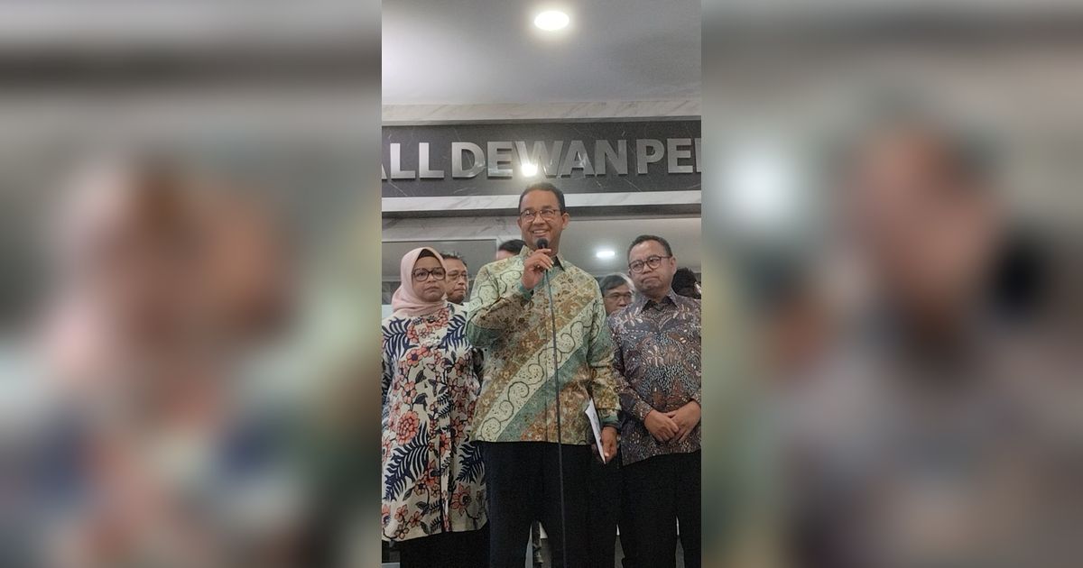 Momen Keakraban Ganjar dan Anies Usai Kampanye Akbar: Penuh Senyum dan Tawa